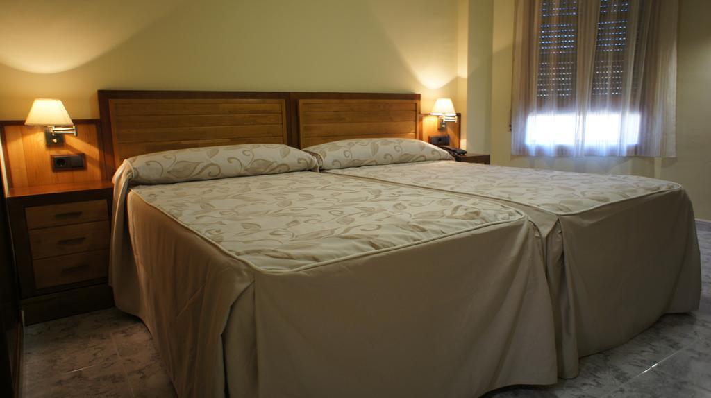 Hotel Puente Romano Alcántara Zimmer foto