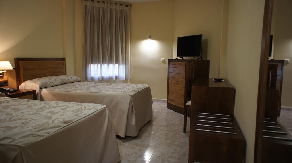 Hotel Puente Romano Alcántara Zimmer foto
