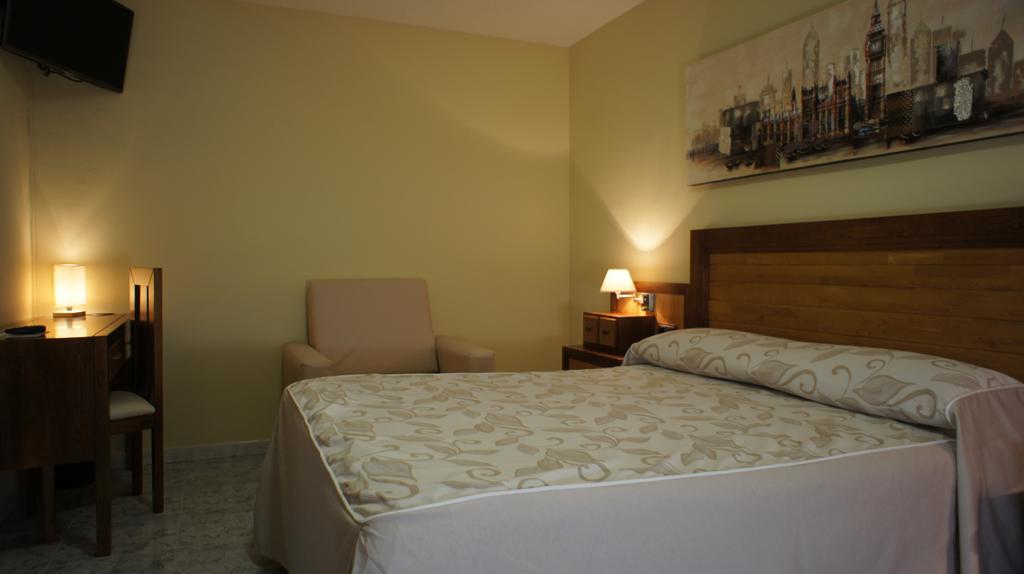 Hotel Puente Romano Alcántara Zimmer foto
